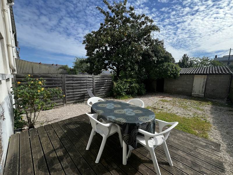 Vente Immeuble ST PIERRE DES CORPS - -  200 m² - (37700)