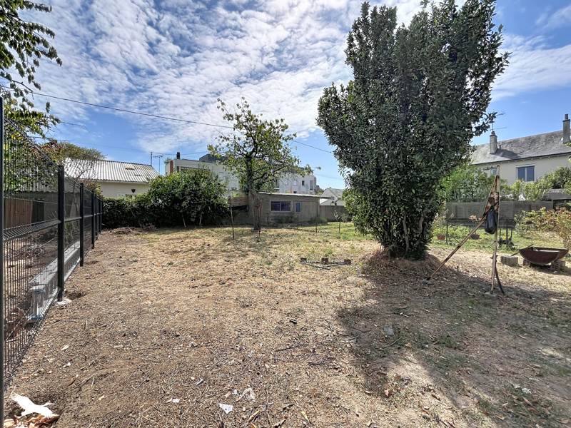Vente Immeuble ST PIERRE DES CORPS - -  200 m² - (37700)