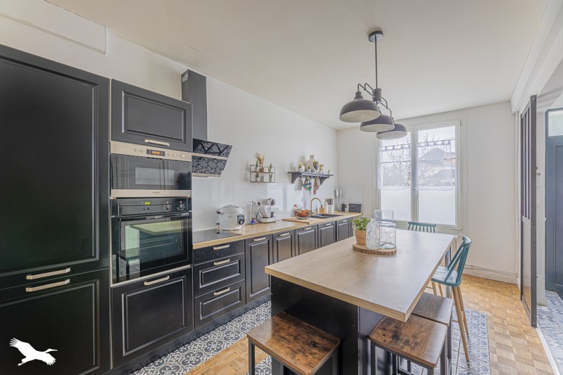 Vente Maison ST PIERRE DES CORPS - 6 pièces -174 m² - (37700)