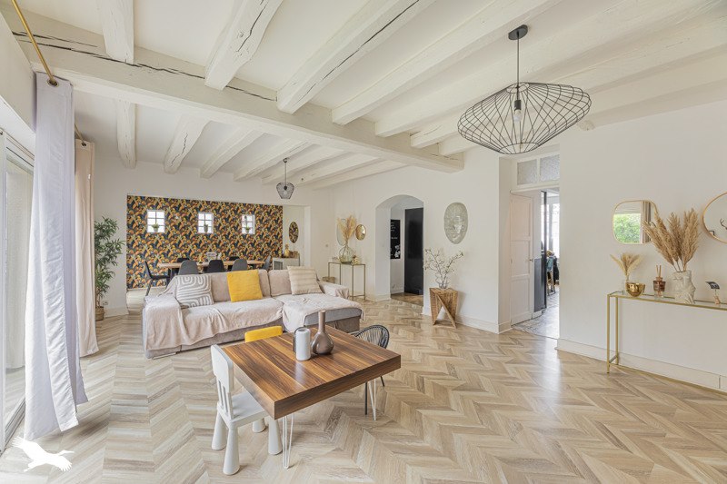 Vente Maison ST PIERRE DES CORPS - 6 pièces -174 m² - (37700)