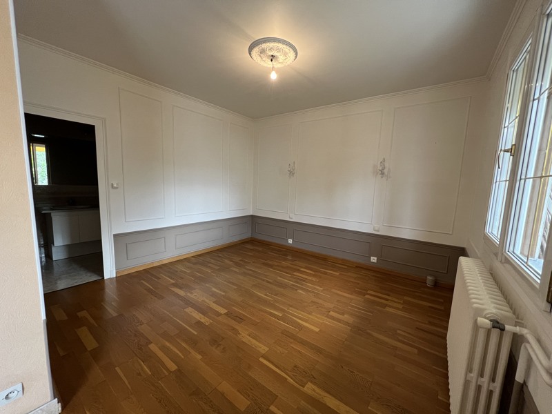 Vente Maison ST PIERRE DES CORPS - 5 pièces -143 m² - (37700)