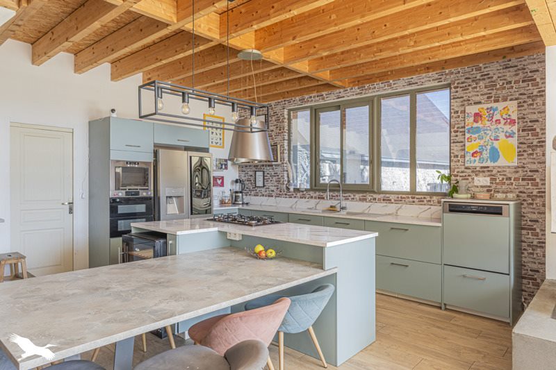 Vente Maison LA VILLE AUX DAMES - 7 pièces -240 m² - (37700)