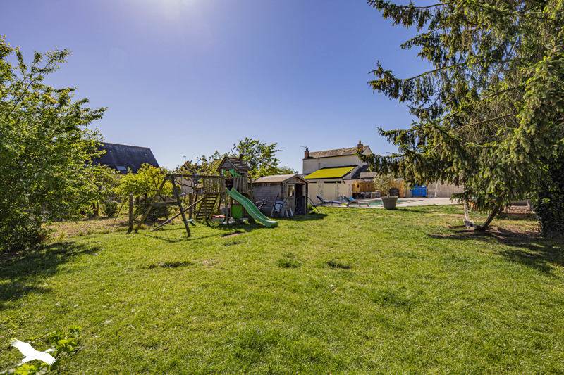 Vente Maison LA VILLE AUX DAMES - 7 pièces -240 m² - (37700)
