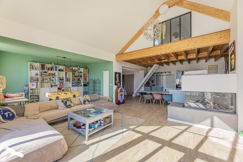 Vente Maison LA VILLE AUX DAMES - 7 pièces -240 m² - (37700)