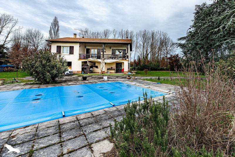 Vente Maison MOISSAC - 5 pièces -163 m² - (82200)