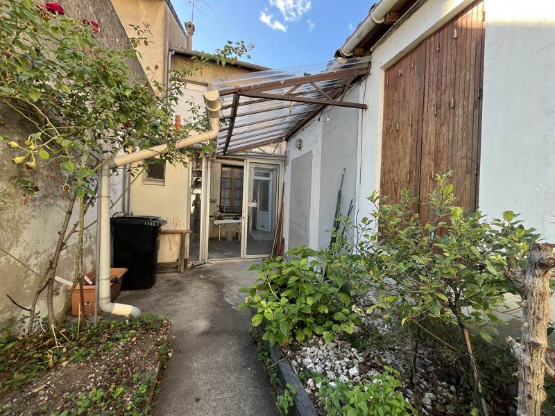 Vente Maison MOISSAC - 5 pièces -148 m² - (82200)