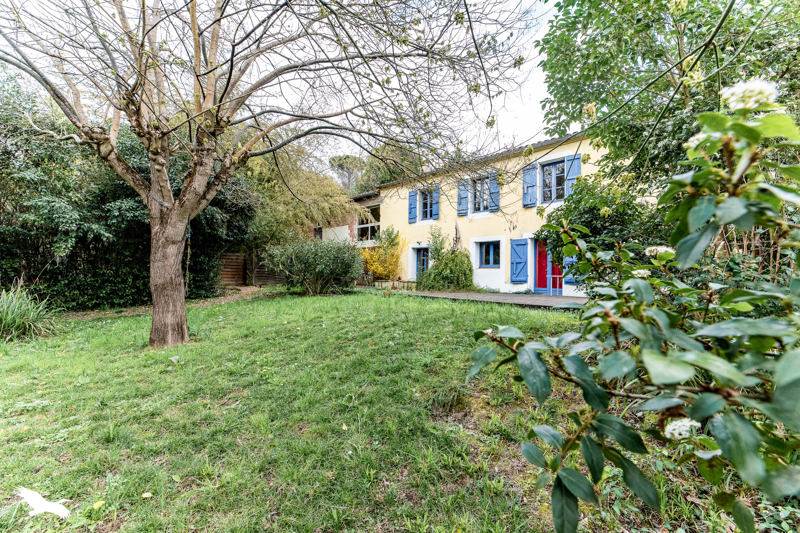 Vente Maison MOISSAC - 9 pièces -300 m² - (82200)