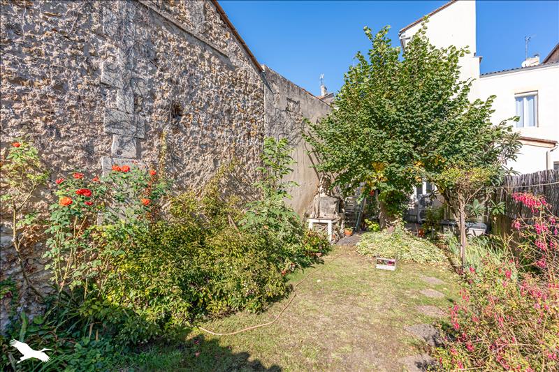 Vente Maison BERGERAC - 7 pièces -237 m² - (24100)