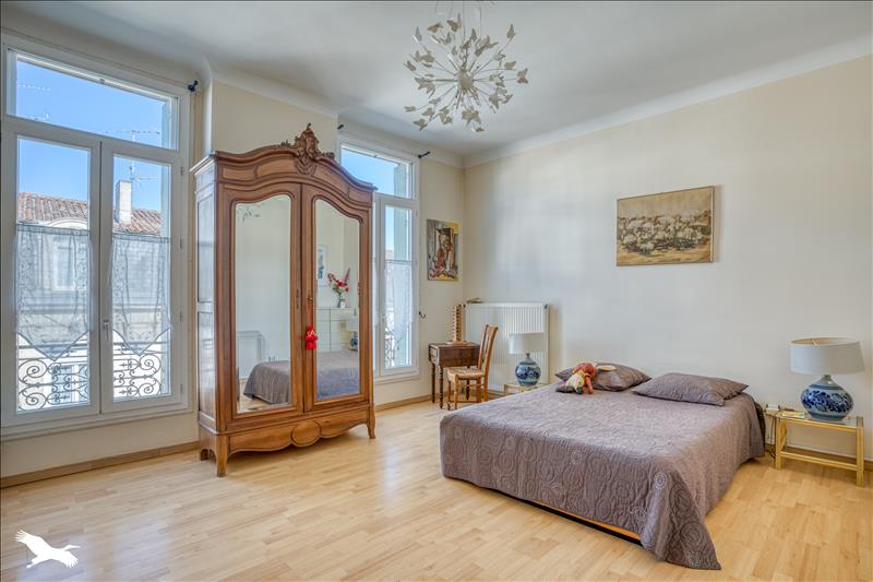 Vente Maison BERGERAC - 7 pièces -237 m² - (24100)