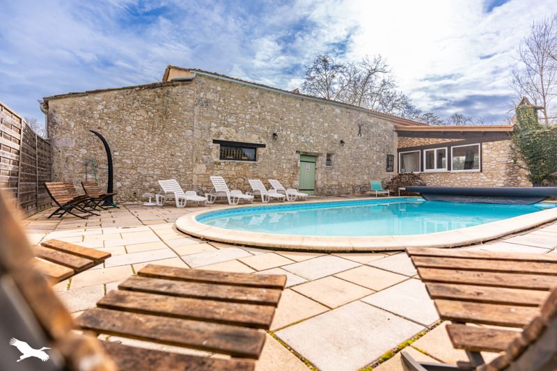 Vente Maison ROUFFIGNAC DE SIGOULES - 10 pièces -260 m² - (24240)