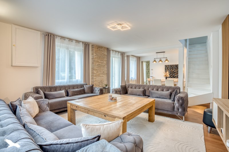 Vente Maison LEMBRAS - 7 pièces -179 m² - (24100)