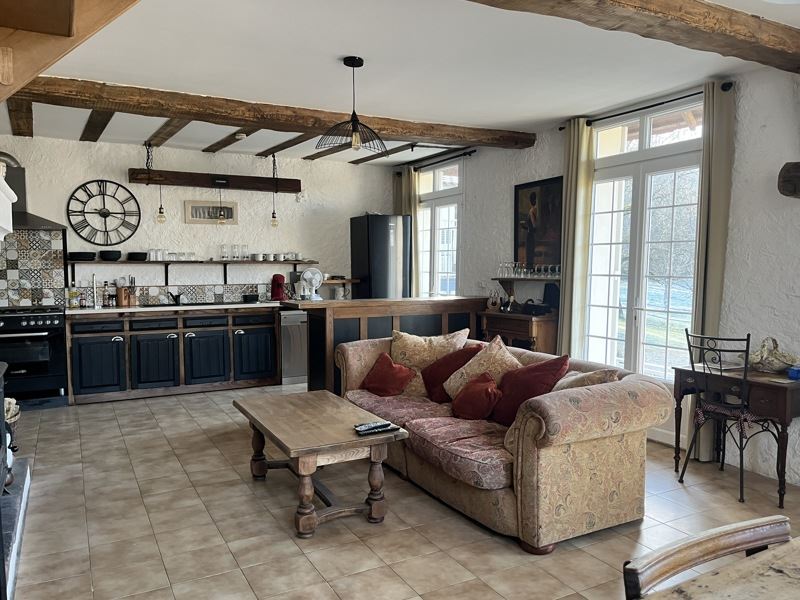 Vente Maison CREYSSE - 8 pièces -203 m² - (24100)