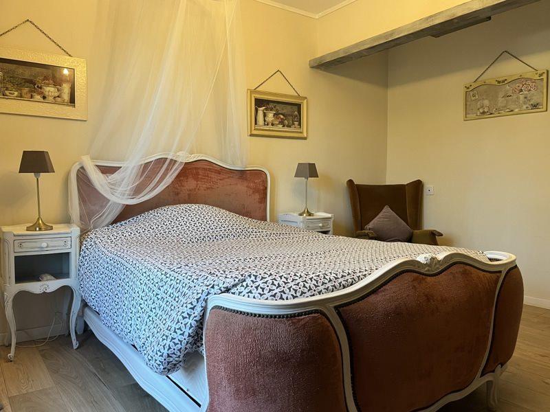 Vente Maison CREYSSE - 8 pièces -203 m² - (24100)
