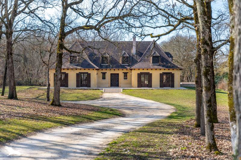 Vente Maison MONSAGUEL - 6 pièces -237 m² - (24560)