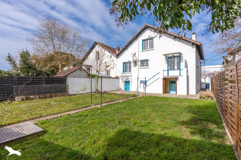 Vente Maison BERGERAC - 6 pièces -125 m² - (24100)