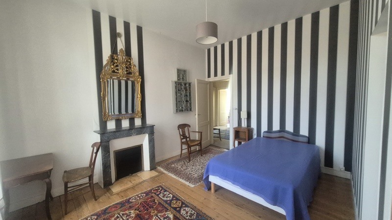 Vente Maison BERGERAC - 12 pièces -270 m² - (24100)