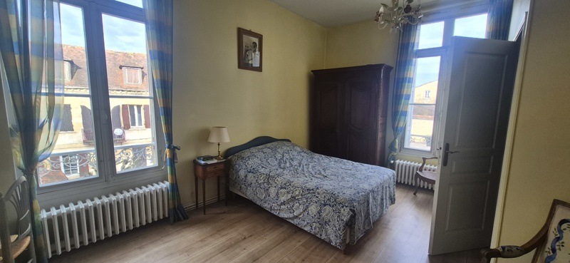 Vente Maison BERGERAC - 12 pièces -270 m² - (24100)