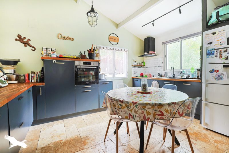 Vente Maison LEMBRAS - 5 pièces -150 m² - (24100)