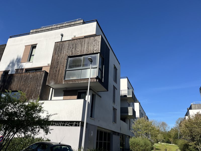 Vente Appartement EYSINES - 2 pièces -42 m² - (33320)