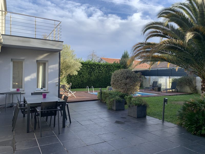 Vente Maison EYSINES - 6 pièces -175 m² - (33320)