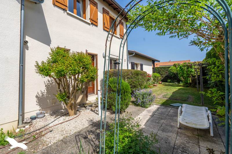 Vente Maison EYSINES - 9 pièces -219 m² - (33320)