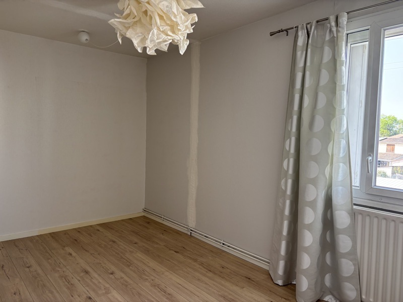 Vente Appartement EYSINES - 5 pièces -95,6 m² - (33320)