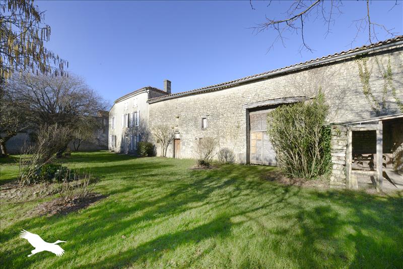 Vente Maison TOURRIERS - 4 pièces -100 m² - (16560)
