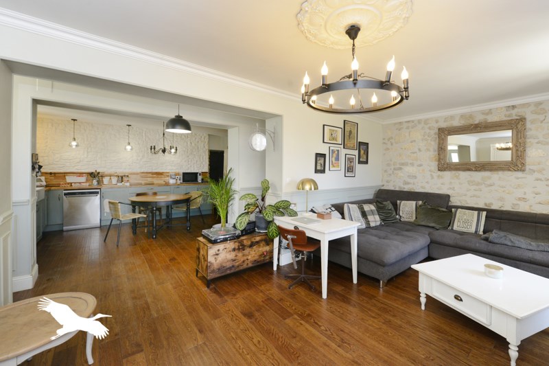 Vente Maison RUELLE SUR TOUVRE - 5 pièces -113 m² - (16600)