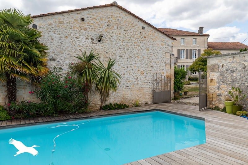 Vente Maison MORNAC - 9 pièces -286 m² - (16600)