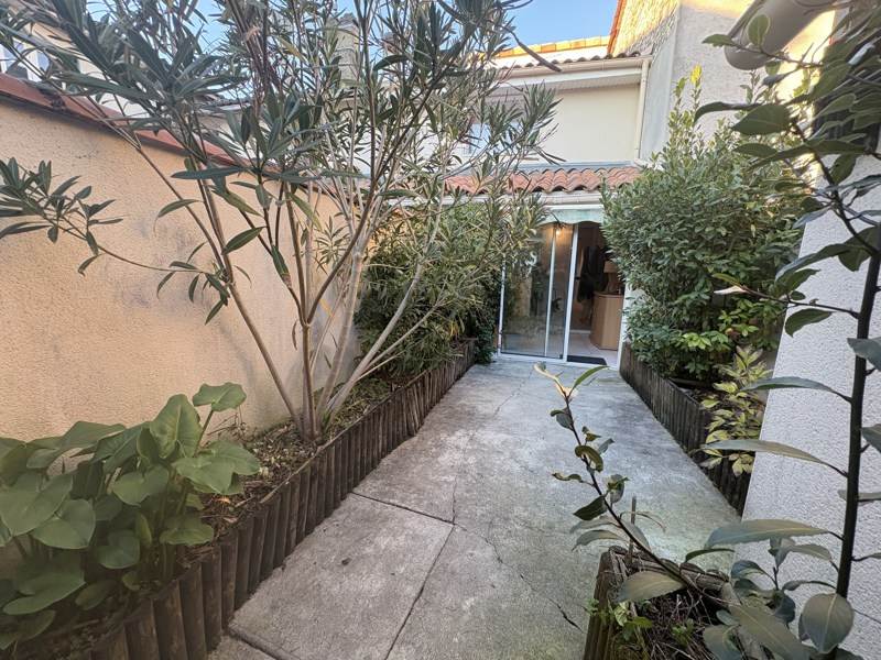 Vente Maison RUELLE SUR TOUVRE - 3 pièces -79 m² - (16600)