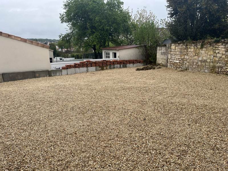 Vente Grange RUELLE SUR TOUVRE - 3 pièces -190 m² - (16600)