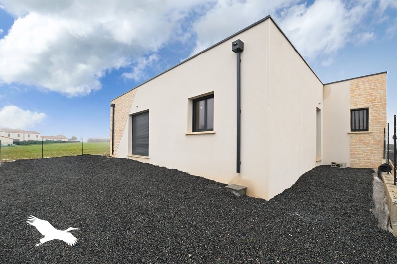 Vente Maison RUELLE SUR TOUVRE - 4 pièces -117 m² - (16600)