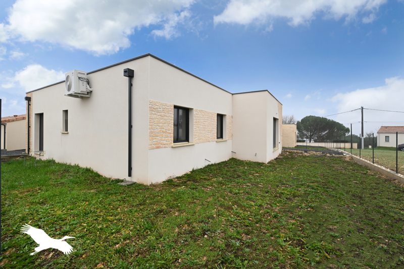 Vente Maison RUELLE SUR TOUVRE - 4 pièces -117 m² - (16600)