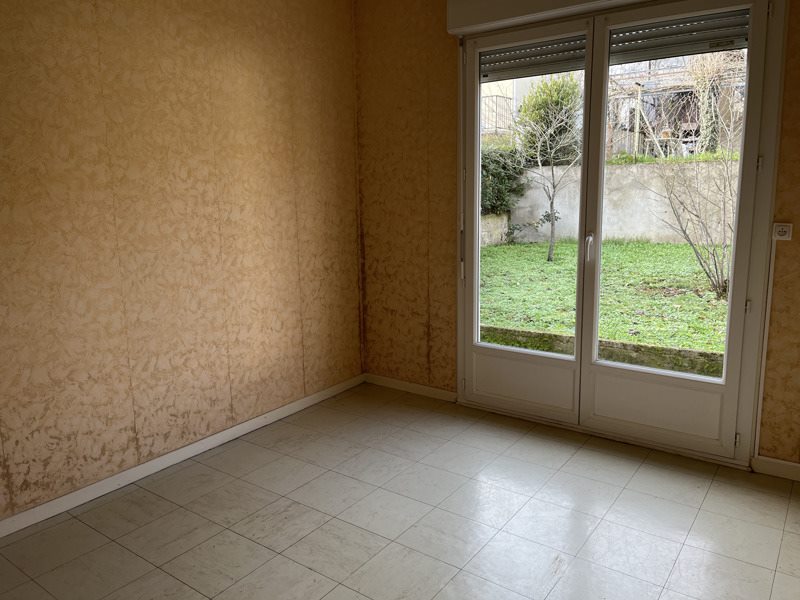 Vente Maison RUELLE SUR TOUVRE - 3 pièces -76 m² - (16600)