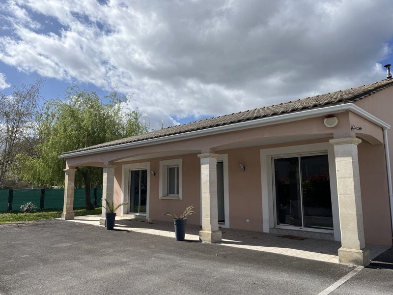 Vente Maison L ISLE D ESPAGNAC - 4 pièces -105 m² - (16340)