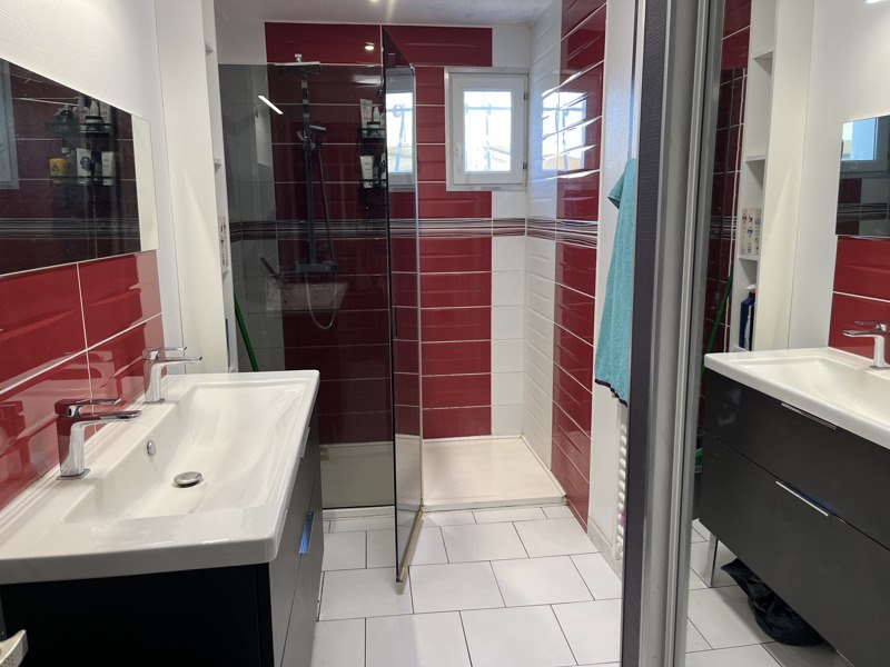 Vente Maison L ISLE D ESPAGNAC - 4 pièces -105 m² - (16340)