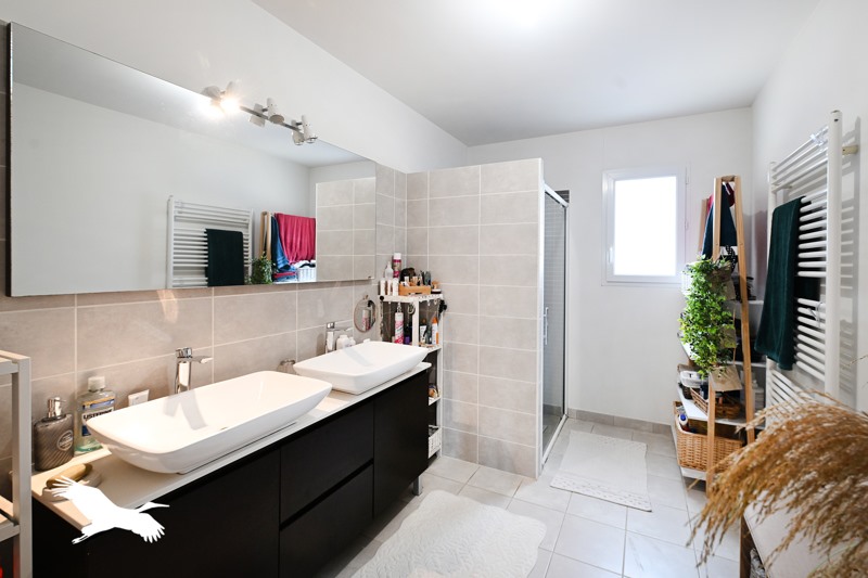 Vente Maison L ISLE D ESPAGNAC - 4 pièces -88 m² - (16340)