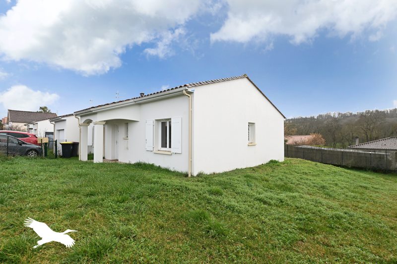Vente Maison RUELLE SUR TOUVRE - 3 pièces -85,9 m² - (16600)