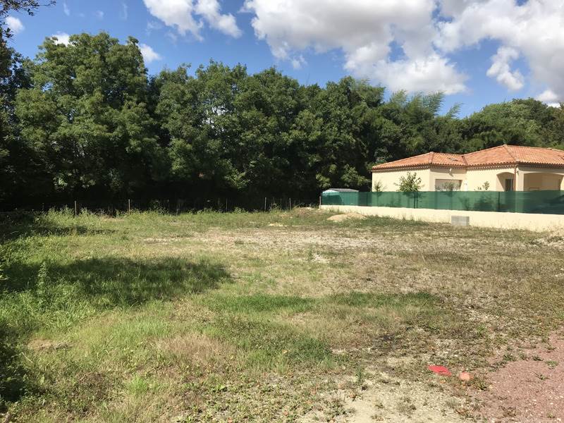 Vente Terrain RUELLE SUR TOUVRE - -824 m² - (16600)