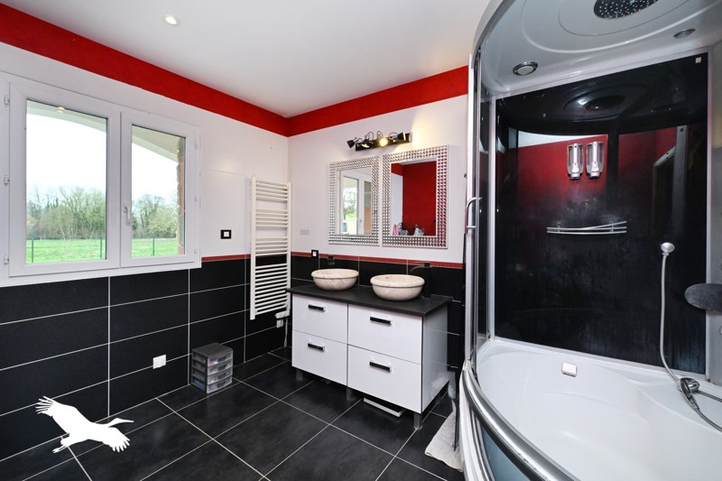 Vente Maison CHAMPNIERS - 4 pièces -134 m² - (16430)