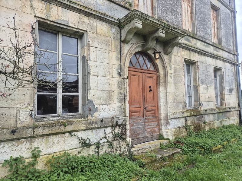 Vente Maison MORNAC - 5 pièces -260 m² - (16600)