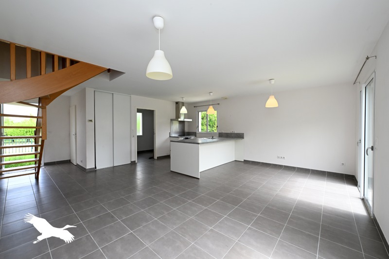 Vente Maison L ISLE D ESPAGNAC - 1 pièce -91 m² - (16340)