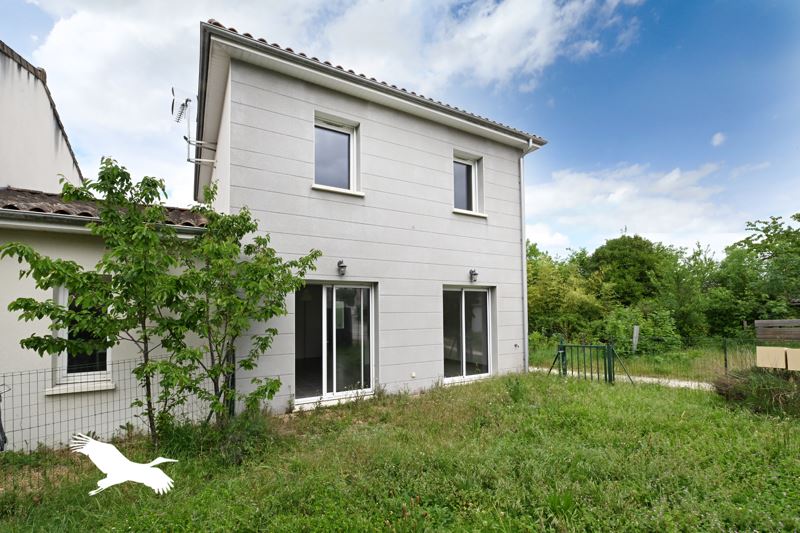 Vente Maison L ISLE D ESPAGNAC - 1 pièce -91 m² - (16340)