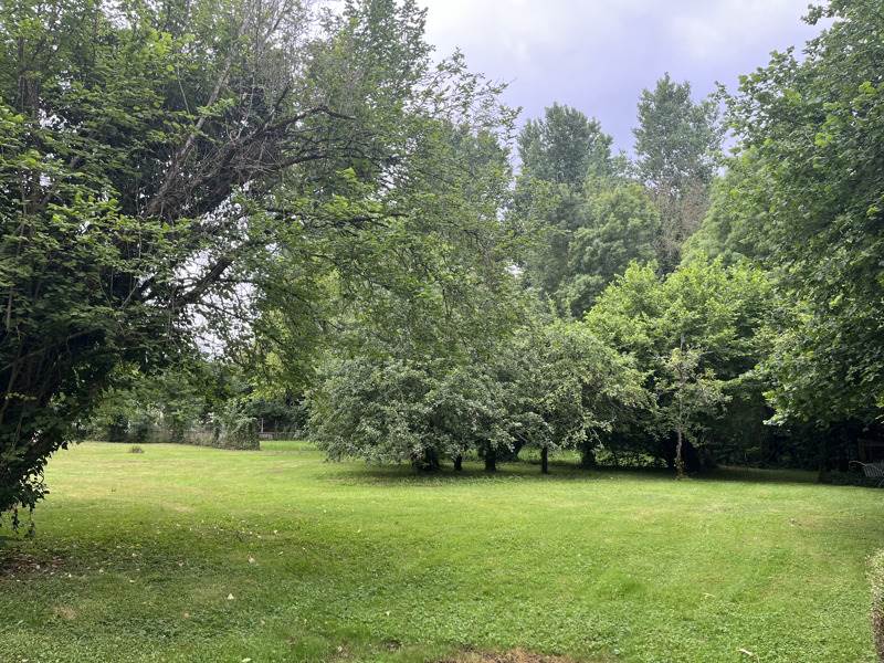 Vente Maison CHAMPNIERS - 9 pièces -218 m² - (16430)