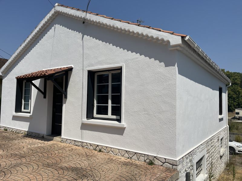 Vente Maison RUELLE SUR TOUVRE - 6 pièces -115 m² - (16600)