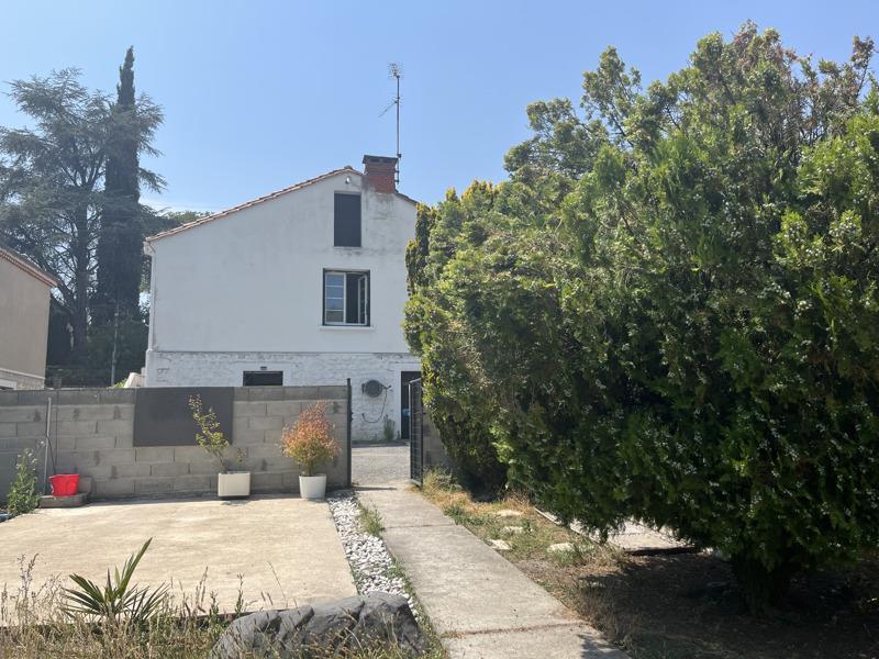 Vente Maison RUELLE SUR TOUVRE - 6 pièces -115 m² - (16600)