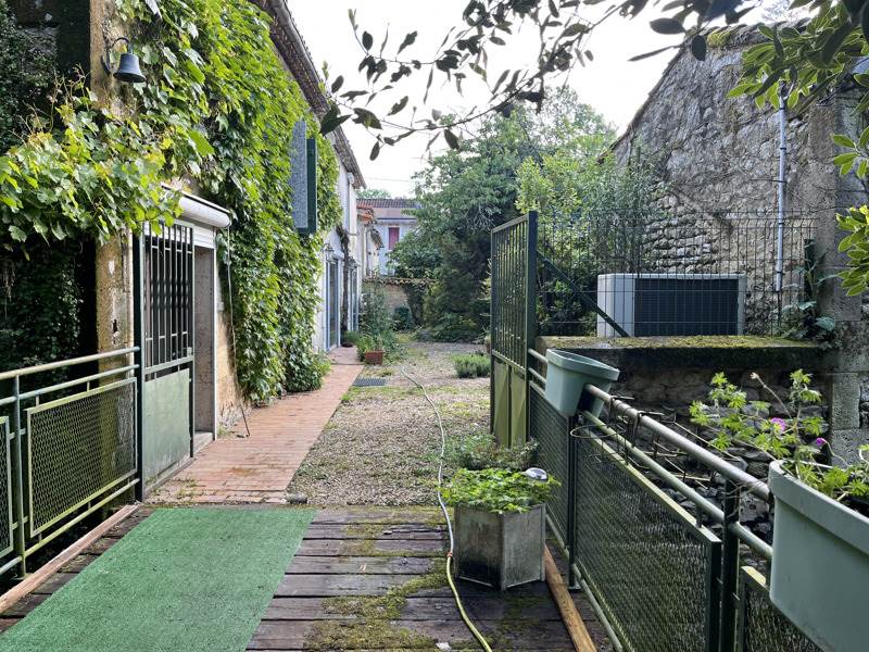 Vente Maison CHAMPNIERS - 3 pièces -98 m² - (16430)