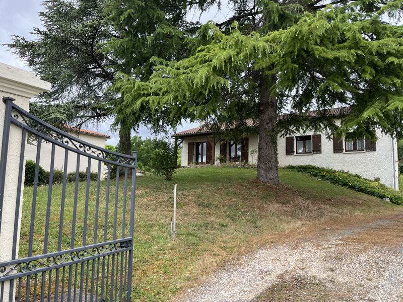 Vente Maison RUELLE SUR TOUVRE - 4 pièces -115 m² - (16600)