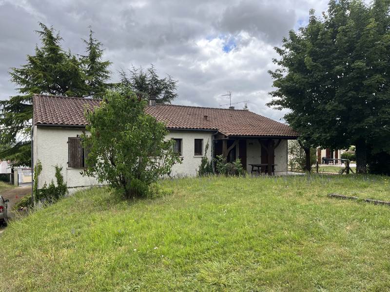 Vente Maison RUELLE SUR TOUVRE - 4 pièces -115 m² - (16600)