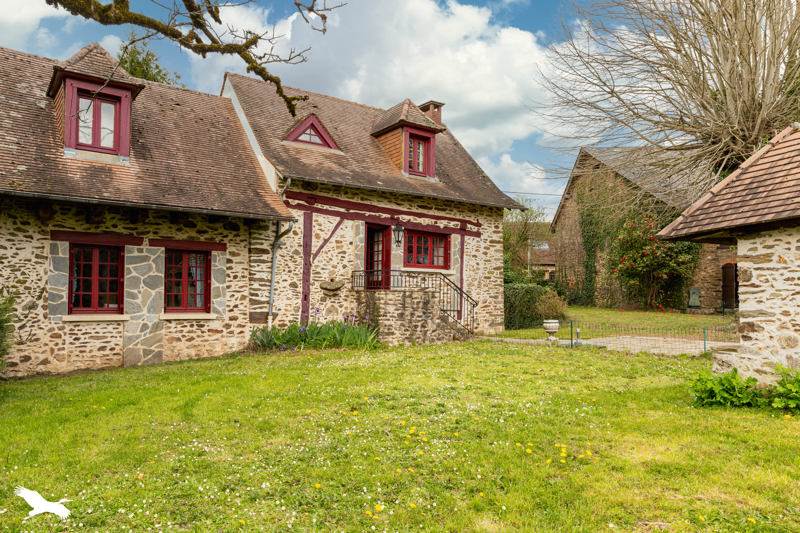 Vente Maison LUBERSAC - 4 pièces -108 m² - (19210)